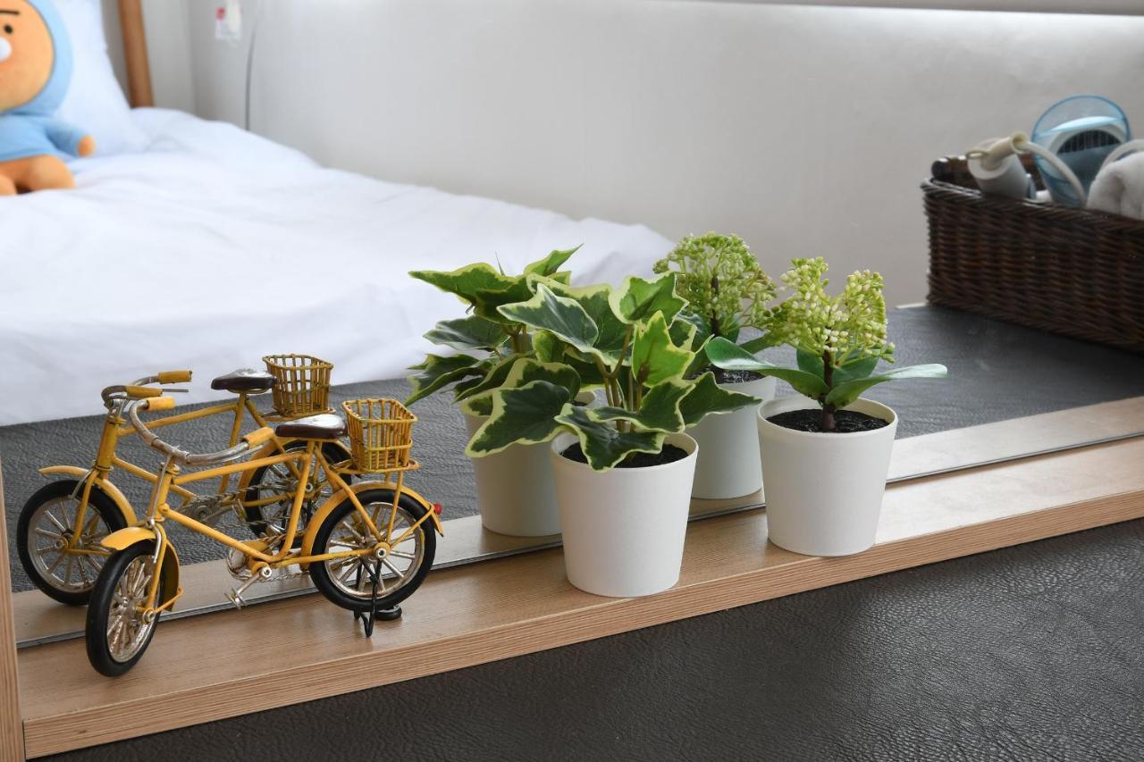 Aiola Cine Hongdae Apartman Szöul Kültér fotó